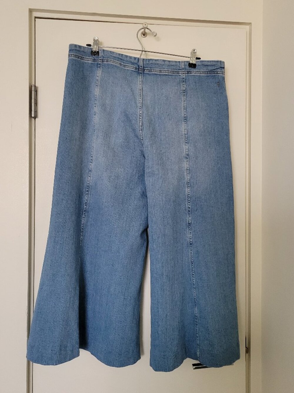 Pilcro for Anthropologie Cropped Wide Leg Jeans Size 33 - Picture 6 of 12